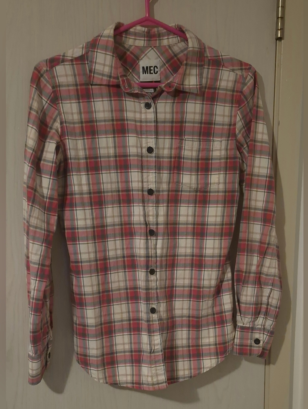 MEC Pink Plaid Slim Fit Button-Up Shirt (XS)